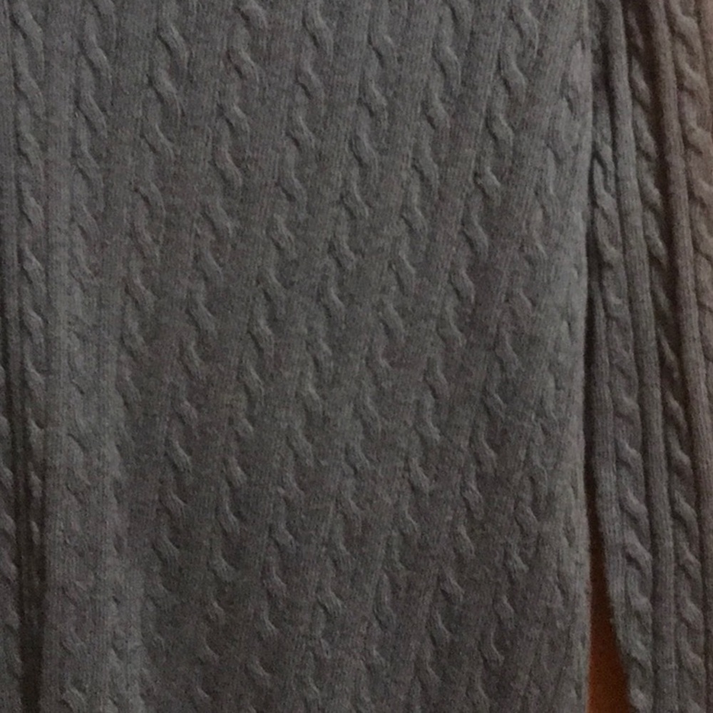 New Eddie Bauer sweater - Picture 2 of 6